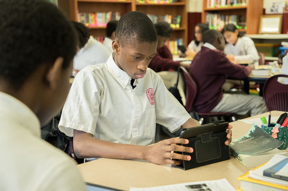 Mott Hall Science and Technology Academy – IB World Schools Yearbook